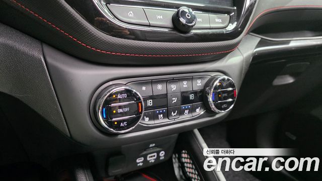 Chevrolet Trailblazer 1.3 Turbo 4WD RS 2021 — фото 39