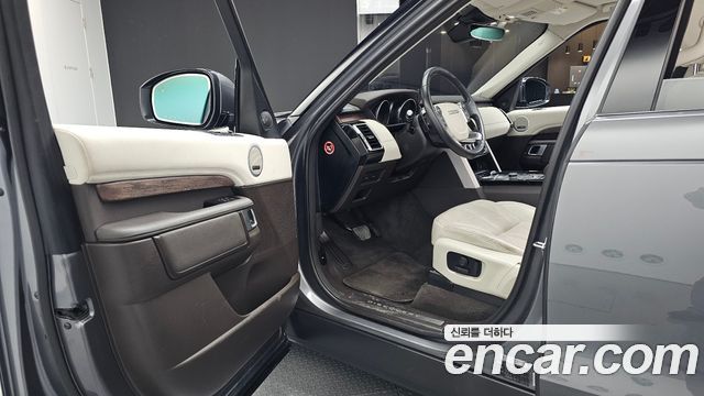 Land Rover Discovery 5 3.0 TD6 HSE 2017 — фото 10