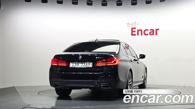 BMW 5 Series (G30) 520d xDrive M Sport Package Plus 2018 — фото 4