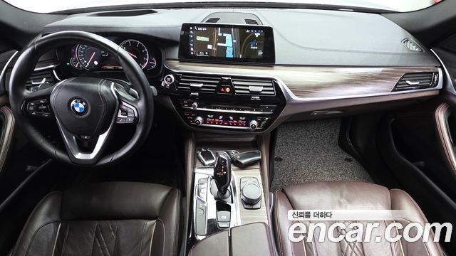BMW 5 Series (G30) 520d xDrive M Sport Package Plus 2018 — фото 7