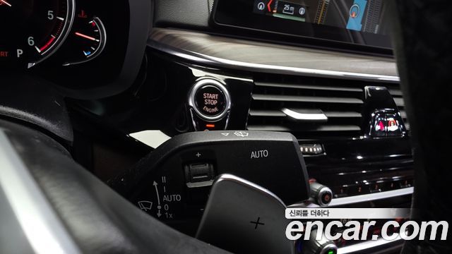 BMW 5 Series (G30) 520d xDrive M Sport Package Plus 2018 — фото 28