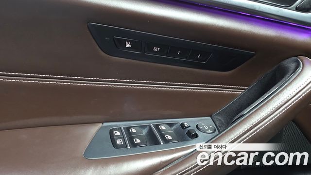 BMW 5 Series (G30) 520d xDrive M Sport Package Plus 2018 — фото 29