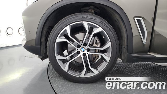 BMW X5 (G05) xDrive 30d xLine 2023 — фото 5