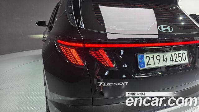 Hyundai Tucson Hybrid (NX4) HEV 1.6 2WD Inspiration 2024 — фото 23