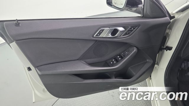 BMW 2 Series Gran Coupe (F44) 218d Advantage 2021 — фото 30