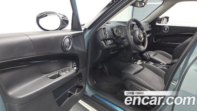 MINI Cooper Countryman Classic 2nd 2024 — фото 10