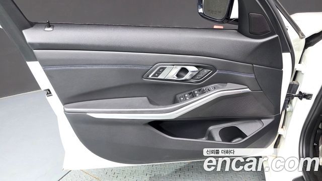 BMW 3 Series (G20) 320d M Sport 2019 — фото 24