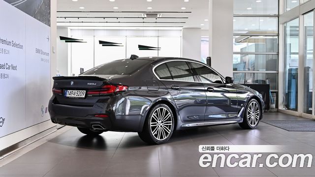 BMW 5 Series (G30) 523d xDrive M Sport 2023 — фото 2