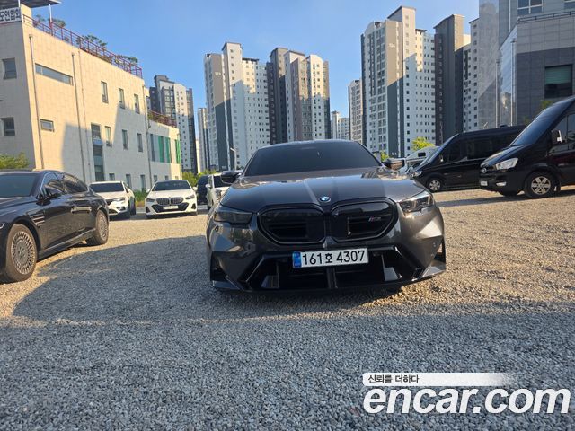 BMW M5 (G90) M5 Sedan