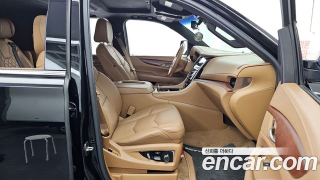 Cadillac Escalade 6.2 ESV 4th 2017 — фото 15