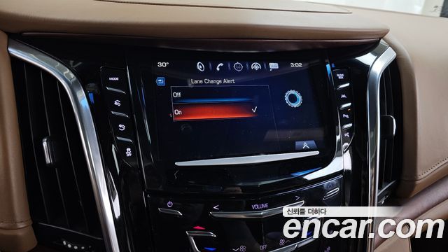 Cadillac Escalade 6.2 ESV 4th 2017 — фото 20
