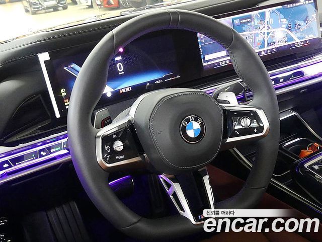 BMW 7 Series (G70) 740i xDrive M Sport Limited 2025 — фото 16