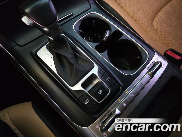 Kia Carnival (IV) Gasoline 9-Seater Prestige 2023 — фото 16