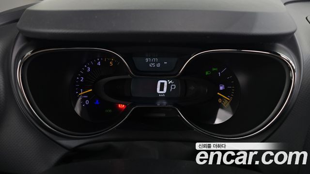 Renault Korea QM3 LE 2015 — фото 8
