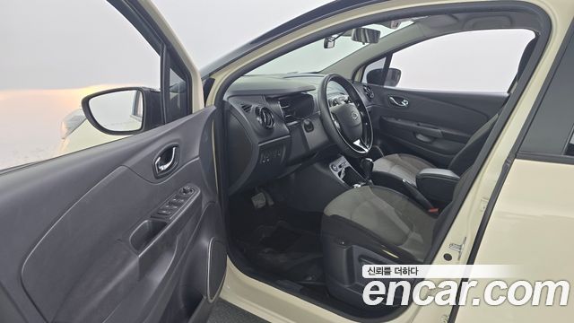 Renault Korea QM3 LE 2015 — фото 10