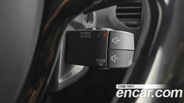Renault Korea QM3 LE 2015 — фото 19
