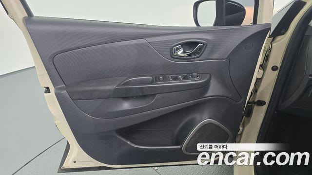 Renault Korea QM3 LE 2015 — фото 24