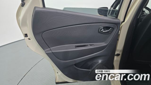 Renault Korea QM3 LE 2015 — фото 25