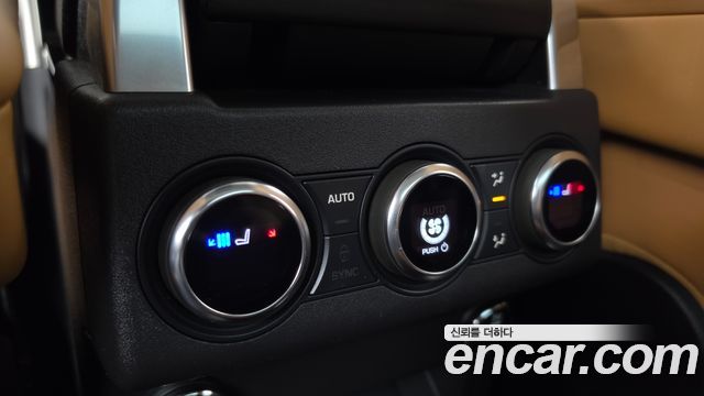 Land Rover Discovery 5 3.0 TD6 HSE Luxury 2017 — фото 23
