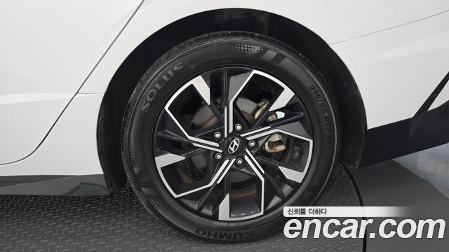 Hyundai Sonata The Edge (DN8) 2.0 Premium 2024 — фото 27