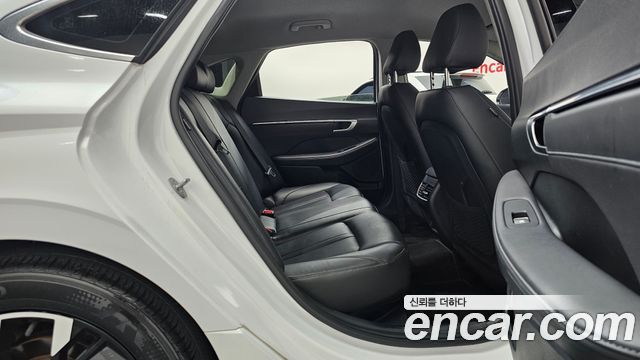 Hyundai Sonata The Edge (DN8) 2.0 Premium 2024 — фото 15