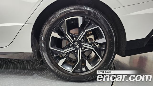 Hyundai Sonata The Edge (DN8) 2.0 Premium 2024 — фото 27