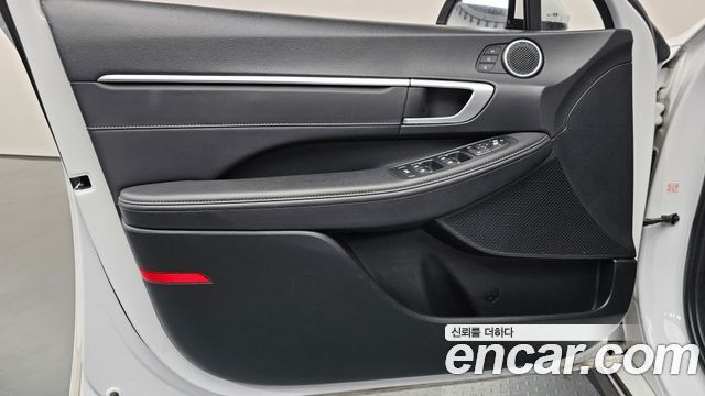 Hyundai Sonata The Edge (DN8) 2.0 Premium 2024 — фото 30