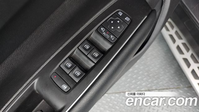 Renault Korea QM6 2.0 GDe LE Signature 2WD 2023 — фото 12