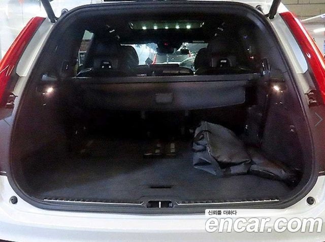 Volvo XC90 (II) T8 R-Design Hybrid 2021 — фото 20