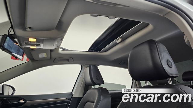 Volkswagen Jetta (VII) 1.4 TSI Prestige 2020 — фото 17
