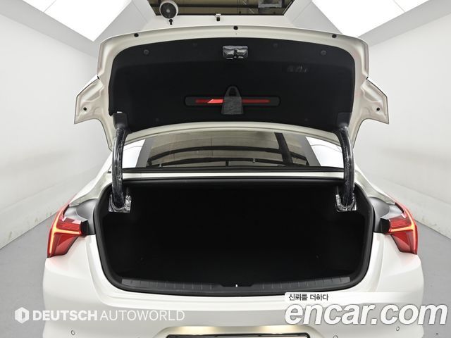 Kia K8 2.5 Gasoline 2WD Noblesse 2022 — фото 23