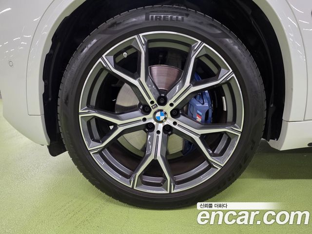 BMW X5 (G05) xDrive 40i M Sport 2024 — фото 8