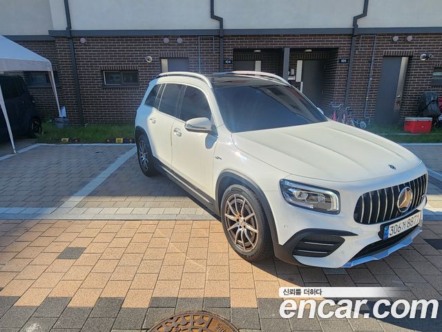 Mercedes-Benz GLB-Class (X247) AMG GLB35 4MATIC 2023 — фото 4