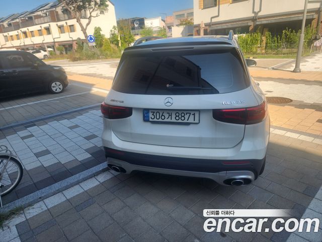 Mercedes-Benz GLB-Class (X247) AMG GLB35 4MATIC 2023 — фото 10