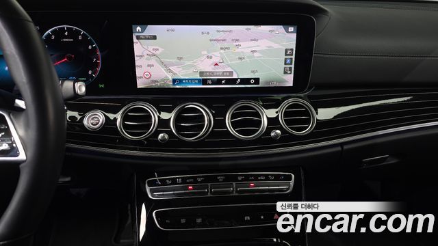 Mercedes-Benz E-Class (W213) E450 4MATIC Exclusive 2021 — фото 17