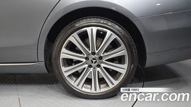 Mercedes-Benz E-Class (W213) E450 4MATIC Exclusive 2021 — фото 27