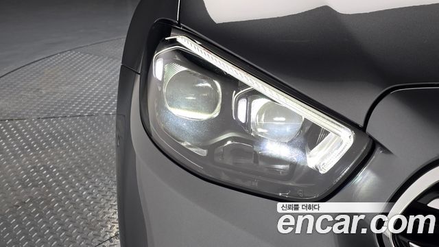 Mercedes-Benz E-Class (W213) E450 4MATIC Exclusive 2021 — фото 28