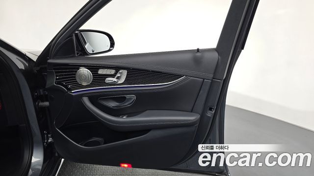 Mercedes-Benz E-Class (W213) E450 4MATIC Exclusive 2021 — фото 30