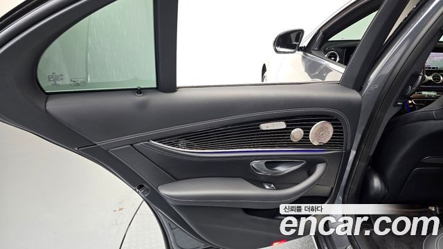 Mercedes-Benz E-Class (W213) E450 4MATIC Exclusive 2021 — фото 31