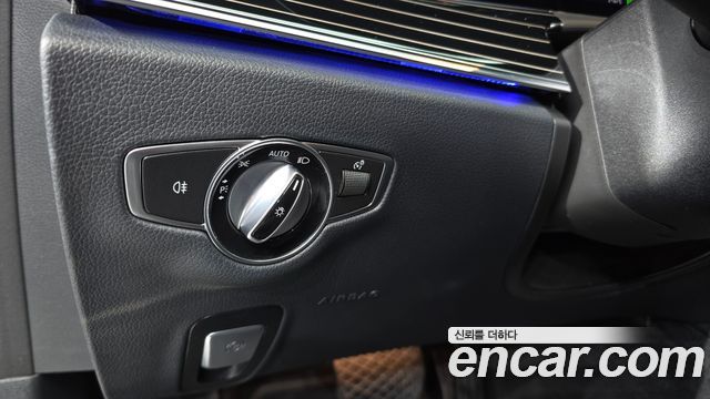 Mercedes-Benz E-Class (W213) E450 4MATIC Exclusive 2021 — фото 33