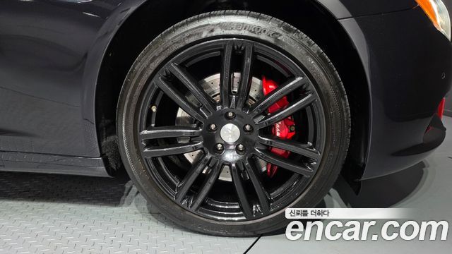 Maserati Quattroporte S Q4 3.0 V6 Granlusso 2017 — фото 5
