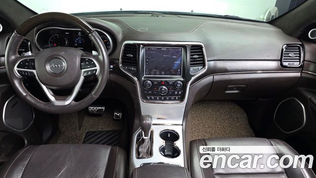 Jeep Grand Cherokee 3.0 Diesel Overland Summit WK2 2018 — фото 7