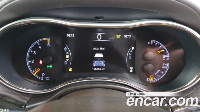 Jeep Grand Cherokee 3.0 Diesel Overland Summit WK2 2018 — фото 8
