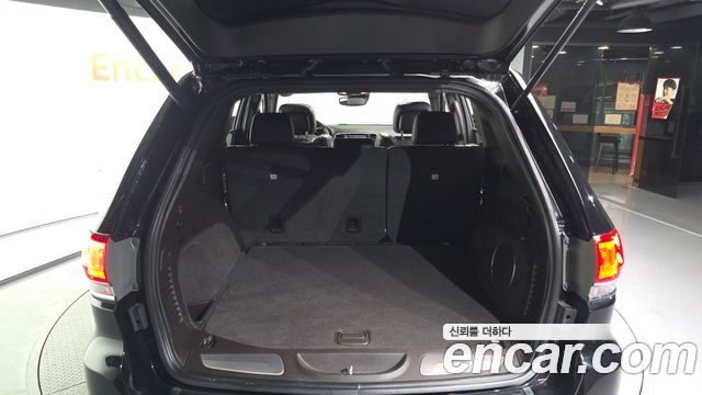 Jeep Grand Cherokee 3.0 Diesel Overland Summit WK2 2018 — фото 20