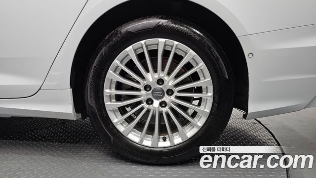 Audi A6 (C8) 45 TFSI Quattro Premium 2020 — фото 21