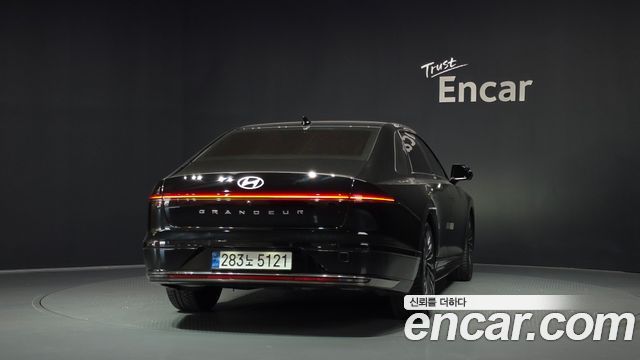 Hyundai Grandeur (GN7) 3.5 Gasoline 2WD Calligraphy 2023 — фото 4