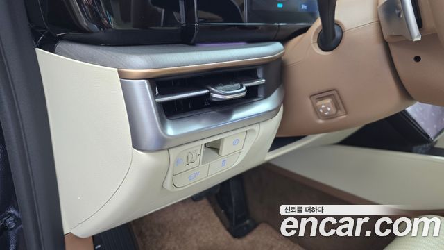 Hyundai Grandeur (GN7) 3.5 Gasoline 2WD Calligraphy 2023 — фото 32