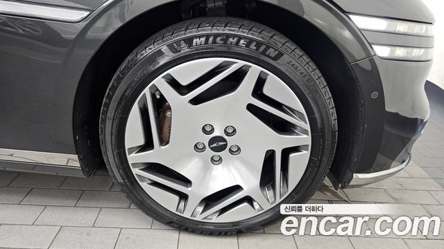Genesis G90 (RS4) Gasoline 3.5 Turbo e-S/C AWD 2023 — фото 27