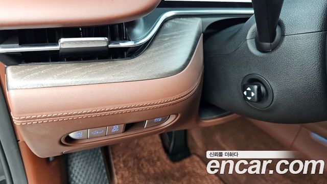 Genesis G90 (RS4) Gasoline 3.5 Turbo e-S/C AWD 2023 — фото 36