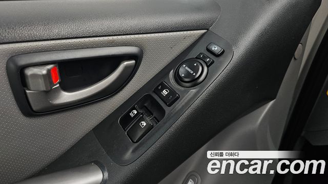 Hyundai Grand Starex Van 3-Seater Smart 2021 — фото 16
